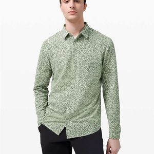 Men’s Lululemon Commission Long Sleeve Shirt M in Green Fern / Smoked Spruce